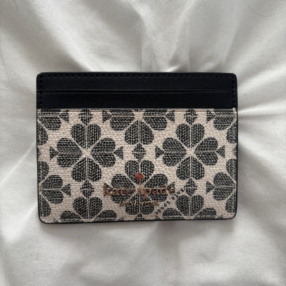 EUC Kate Spade Spade Flower Card Holder